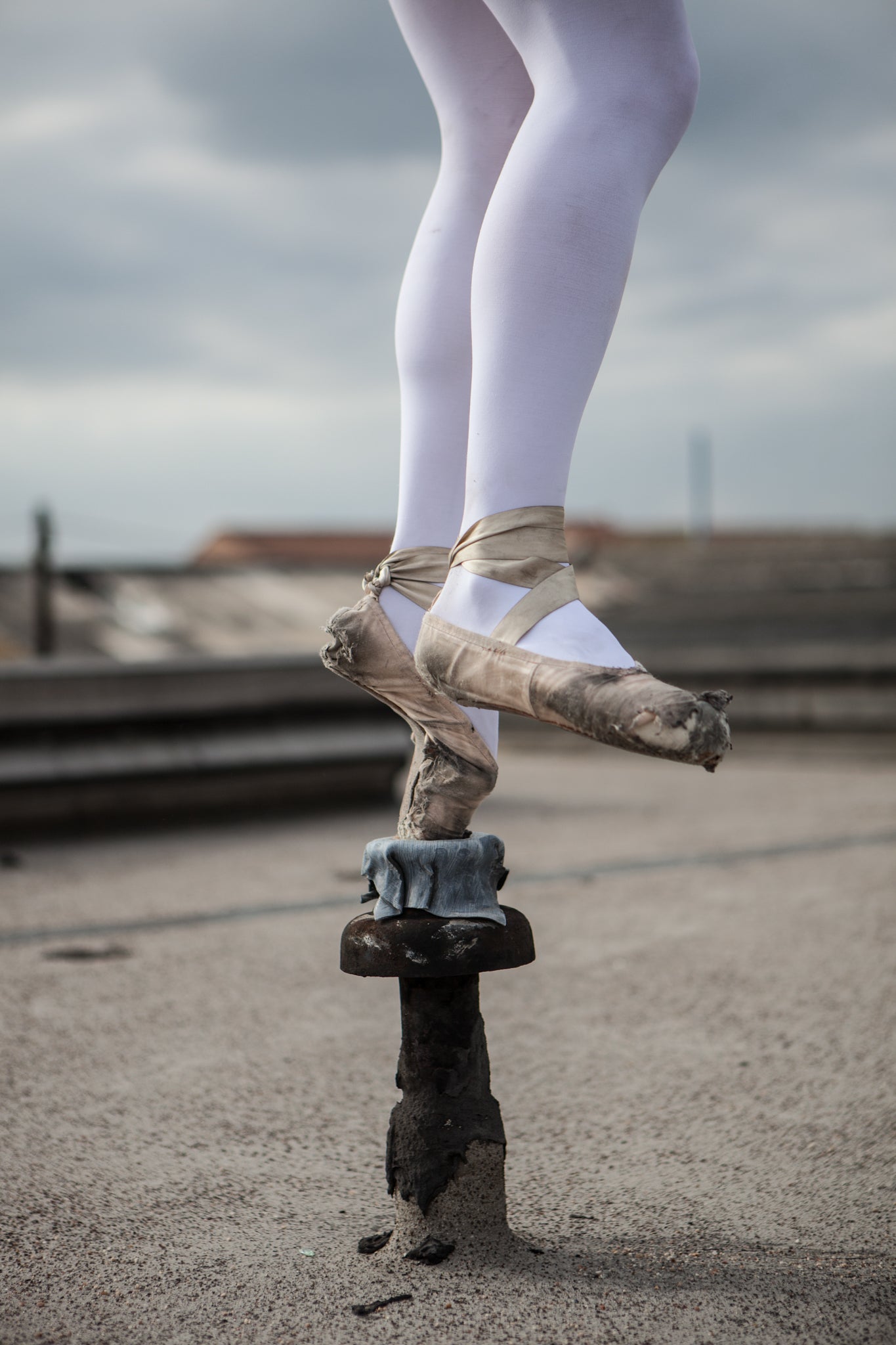 Dancers on Rooftops: "Mara Ladysage" - Exhibition Display Discounted Print (UK Delivery / London Pick-Up Only, DoR-EDDP-GSB)